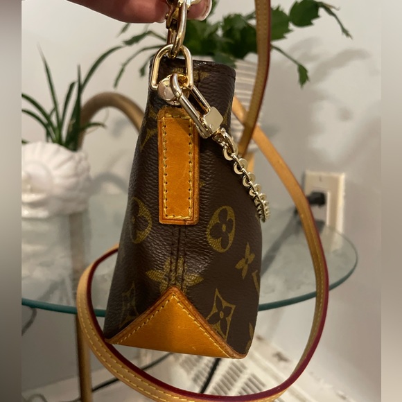 SOLD - Louis Vuitton trotteur bag - Picture 4 of 11